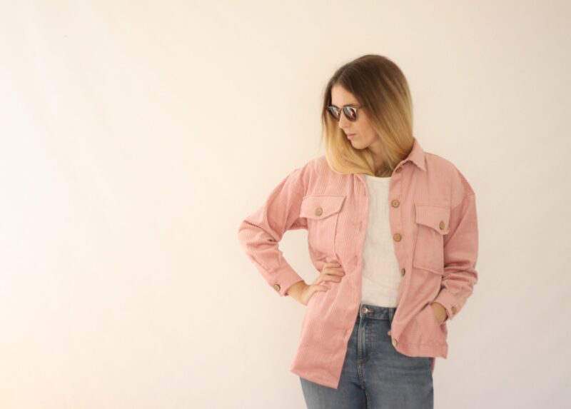 Straka - oversized menčestrová košeľa - ružová
