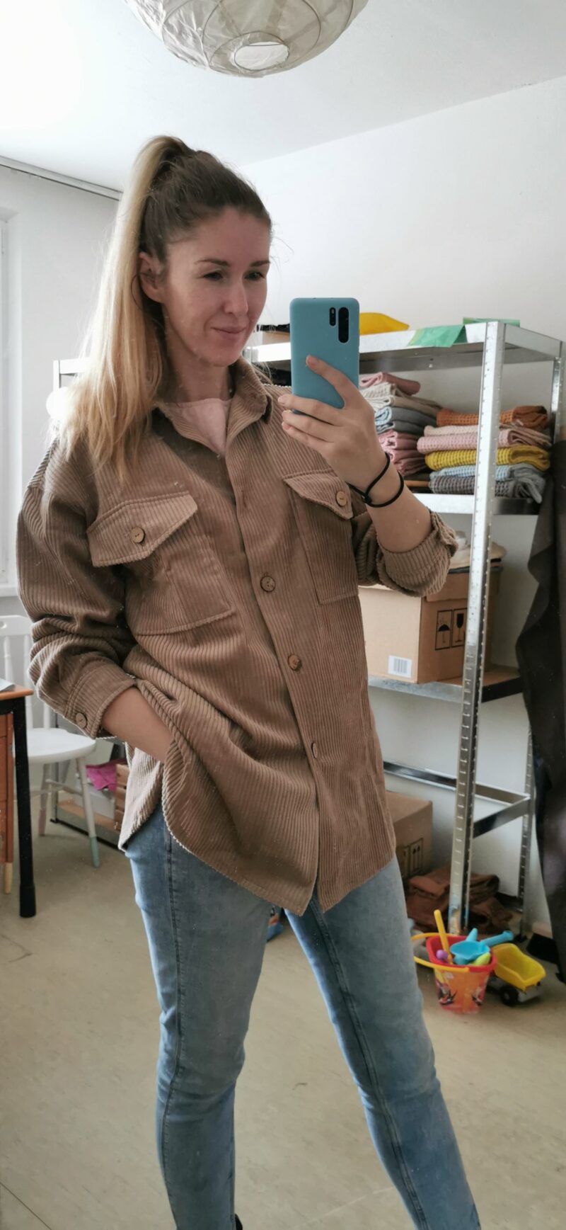 Straka - oversized menčestrová košeľa - farby na výber - Image 5